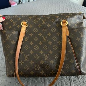Authentic Louis Vuitton Totally MM